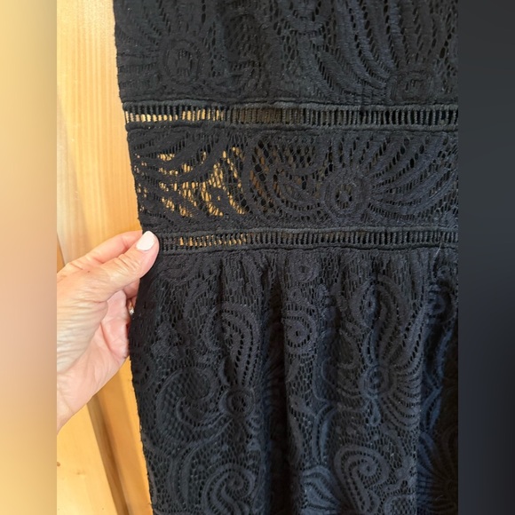 2/$30 En Force Ladies’ size 8  Black Lace Mini Dress - Picture 3 of 9